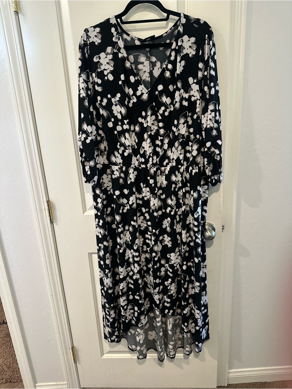 Lane Bryant Black and White Floral V‑Neck Midi Dress